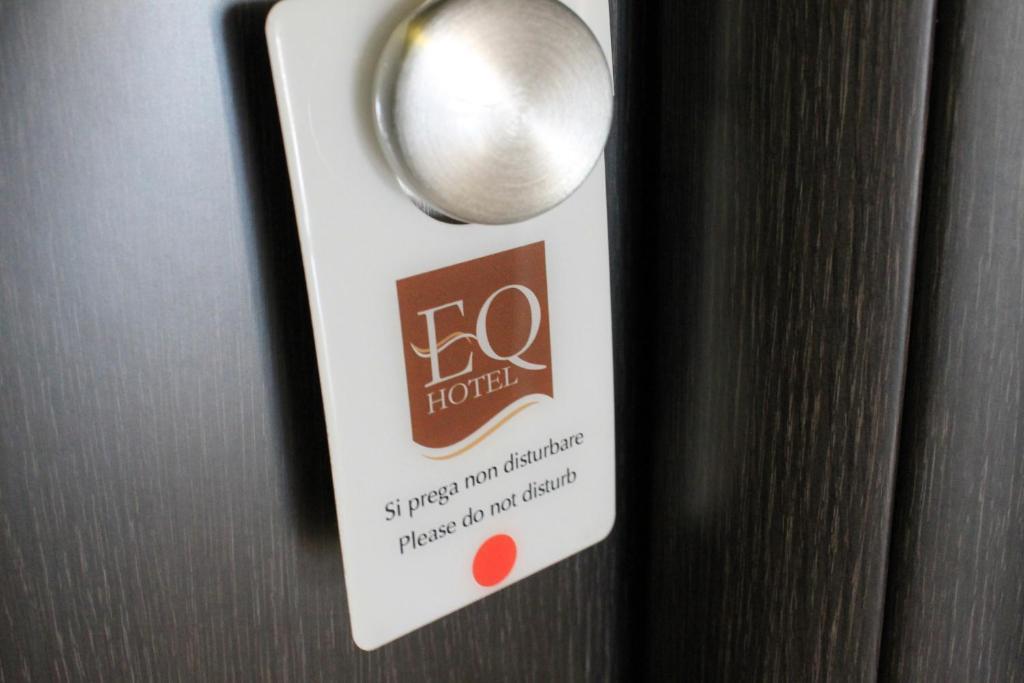 Eq Hotel Travagliato ภายนอก รูปภาพ